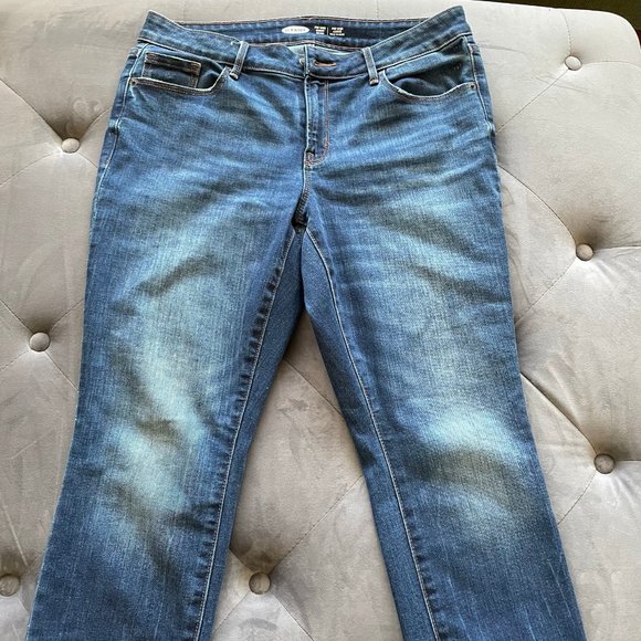 Mid-Rise Pop Icon Skinny Jeans - Size 10 Petite - Picture 4 of 10